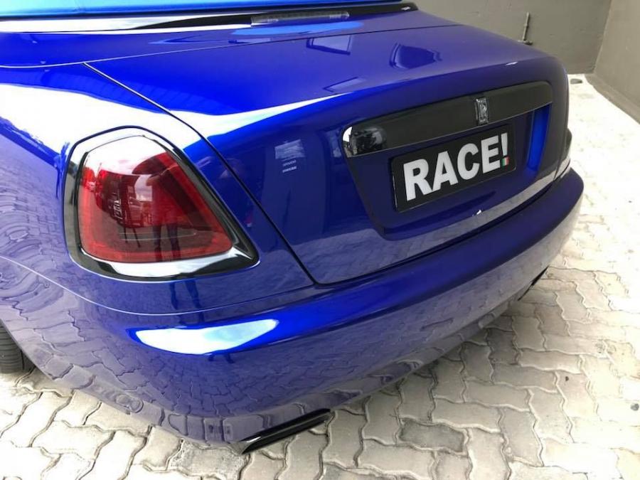 Детали экстерьера Rolls-Royce Dawn Black Badge by RACE! 2018 года  (фото 3 из 11)